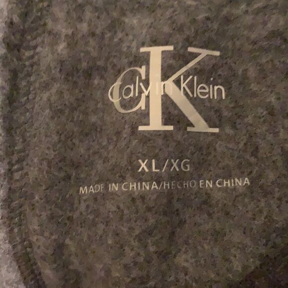 Calvin Klein Capri foil spell out logo joggers - Picture 5 of 8